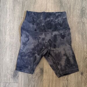 lululemon athletica Black Tie-Dye Bike Shorts